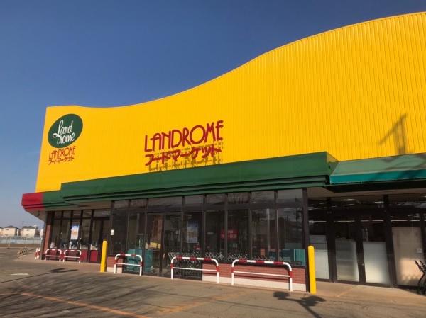 タマタウン印西市草深 5号棟(ランドロームフードマーケットニュータウン南店)
