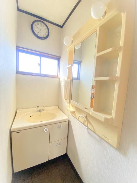 印旛郡酒々井町上本佐倉１丁目の中古一戸建て