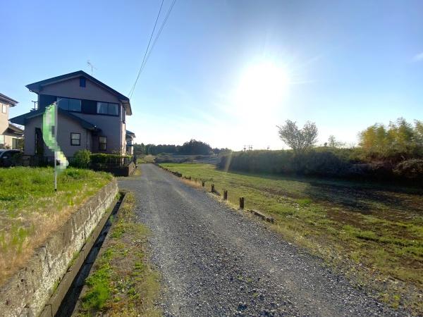 富里市七栄　建築条件なし土地
