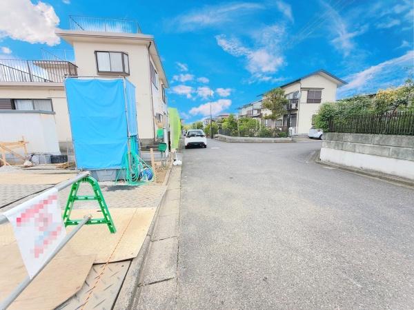成田市玉造3　B号棟