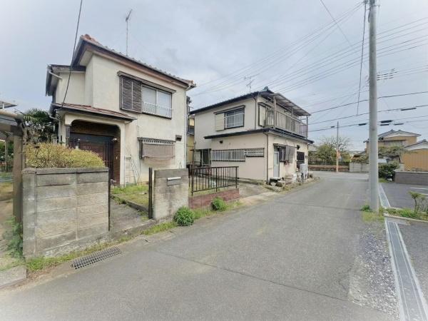 成田市飯田町　古屋付き土地
