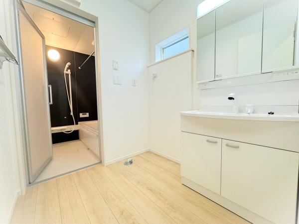 成田市中台第5　16号棟