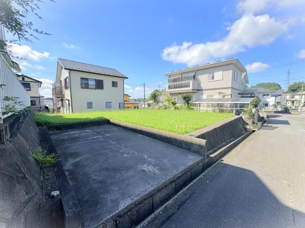 富里市新中沢　土地