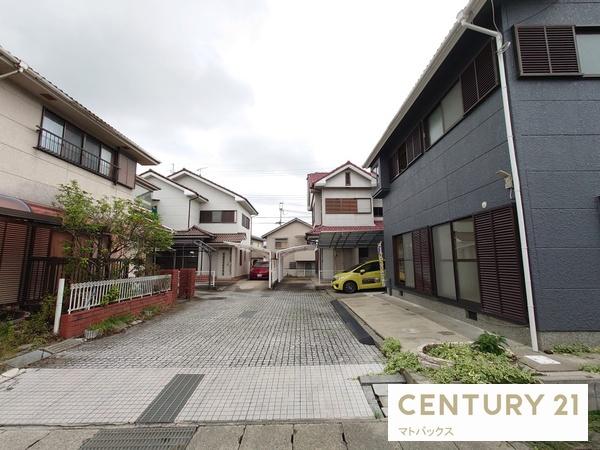 岩出市中島の中古一戸建て
