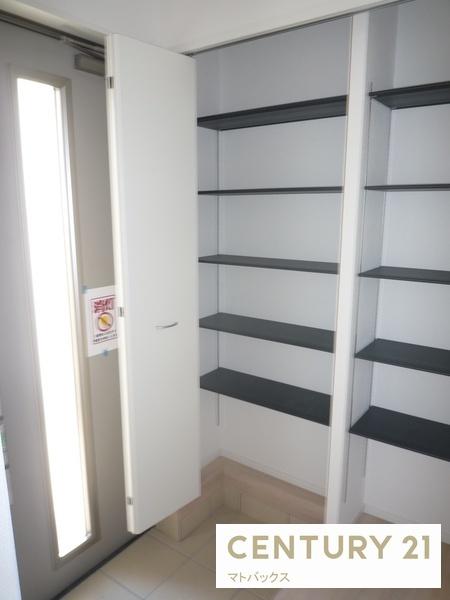 岩出市山第3-1号棟 新築一戸建て(玄関)