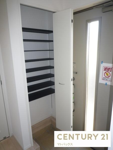 紀の川市打田第6-1号棟 新築一戸建て(玄関)