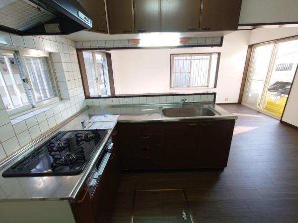 岩出市中島の中古一戸建て
