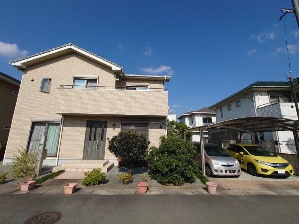 岩出市荊本中古一戸建て
