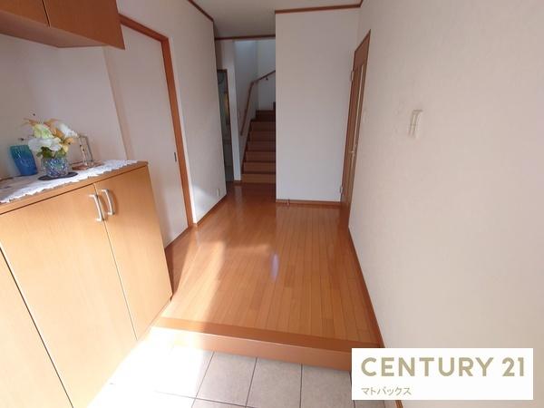 岩出市荊本中古一戸建て