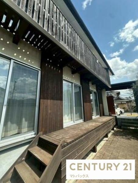 岩出市荊本中古一戸建て