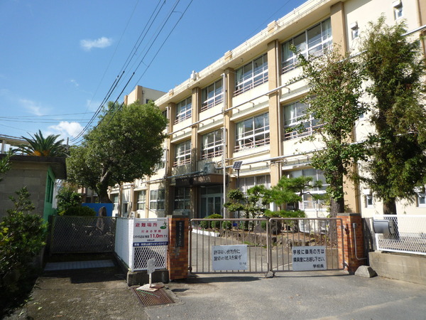 和歌山市楠本の中古一戸建て(和歌山市立川永小学校)