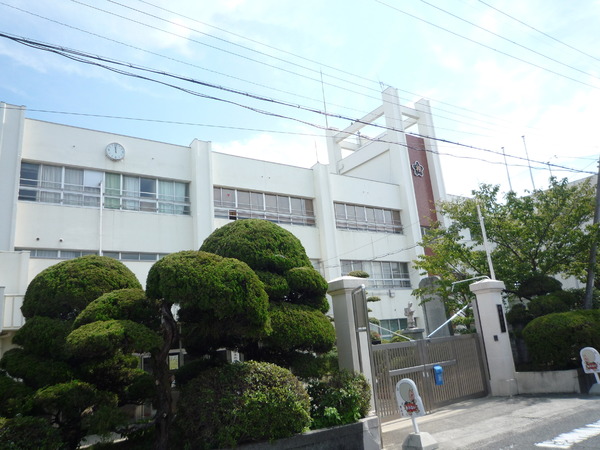 岩出市根来の中古一戸建て(岩出市立根来小学校)