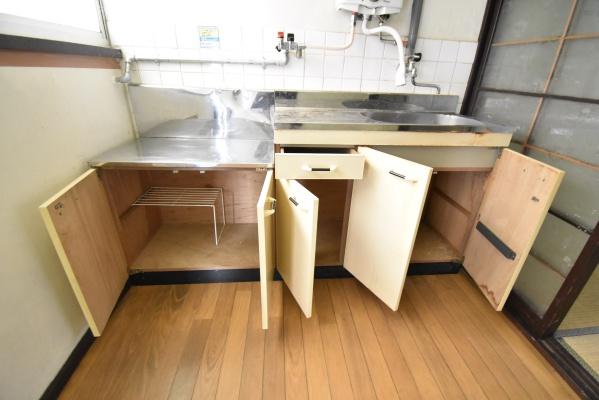 西藤マンション