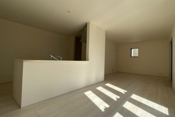 湖南市水戸町の新築一戸建