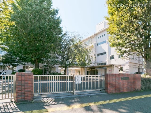 横浜市瀬谷区中屋敷1丁目 新築戸建(横浜市立瀬谷中学校)