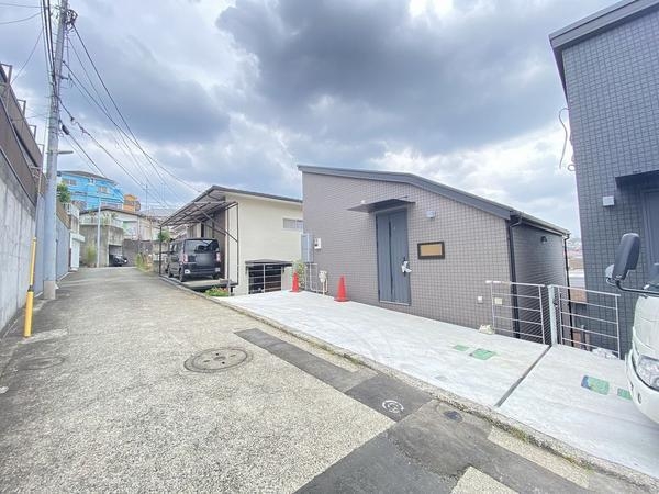 横浜市泉区白百合１丁目　新築戸建　全２棟　A棟