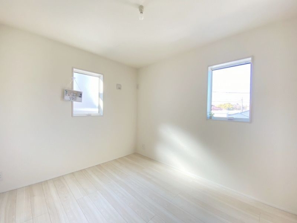 綾瀬市綾西１丁目　新築戸建