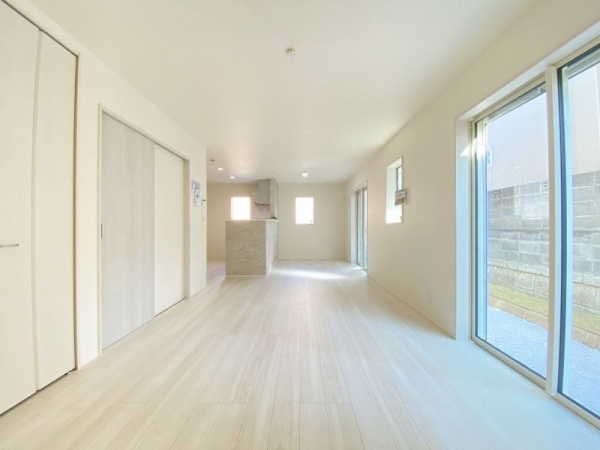 綾瀬市綾西１丁目　新築戸建