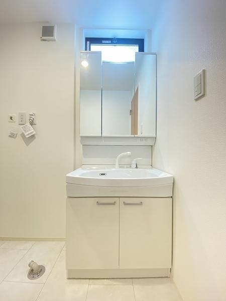 藤沢市湘南台５丁目　新築戸建　全３棟　１号棟