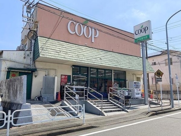 横浜市港南区笹下3丁目の中古一戸建て(ユーコープ笹下店)