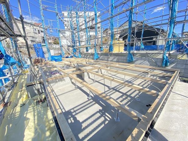 横浜市戸塚区戸塚町　新築戸建　全３棟　２号棟