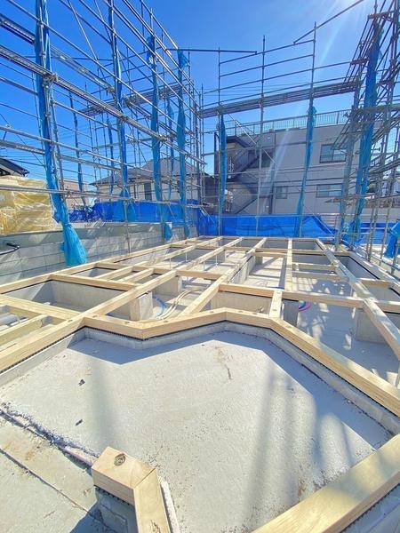 横浜市戸塚区戸塚町　新築戸建　全３棟　２号棟
