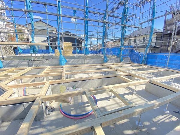 横浜市戸塚区戸塚町　新築戸建　全３棟　２号棟