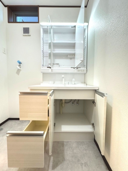 横浜市瀬谷区下瀬谷2丁目　新築戸建　全2棟　2号棟