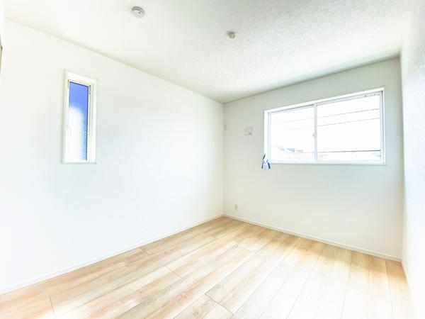 海老名市上今泉4丁目　新築戸建