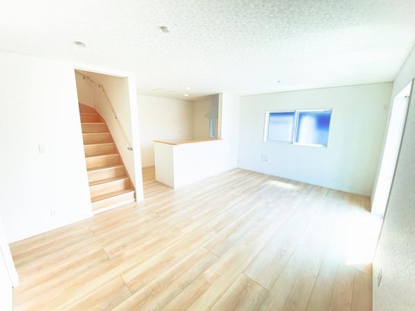 海老名市上今泉4丁目　新築戸建