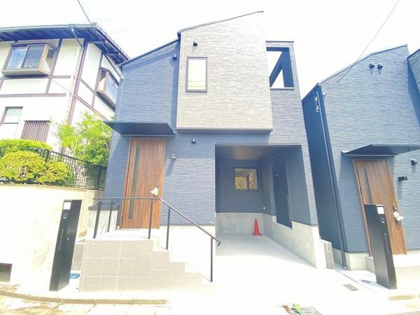 横浜市瀬谷区阿久和東２丁目　新築戸建　全２棟　１号棟