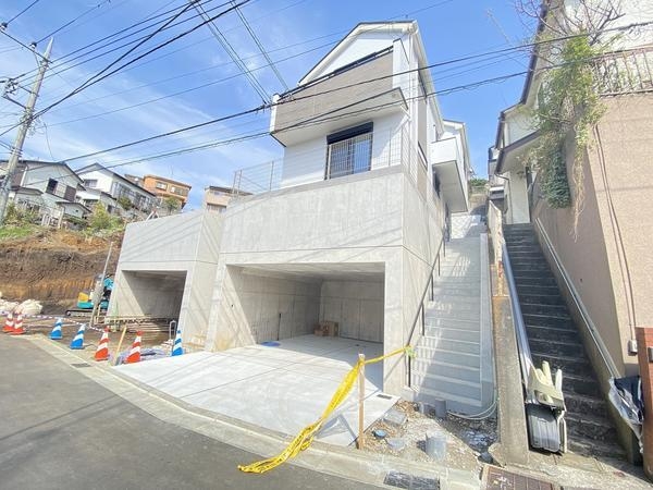 横浜市泉区白百合１丁目　新築戸建