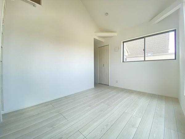 横浜市泉区岡津町　新築戸建　全３棟　2号棟