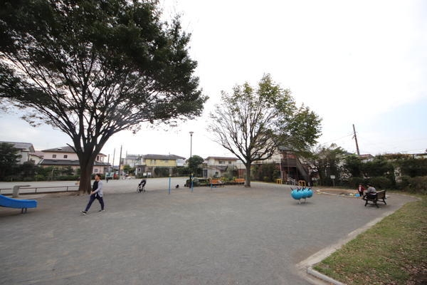 横浜市泉区和泉中央北2丁目の土地(和泉町小谷山公園)