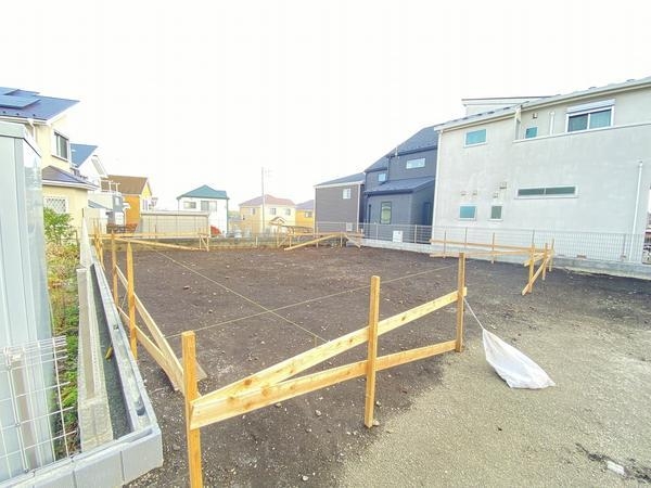 藤沢市高倉　新築戸建　全２棟　１号棟