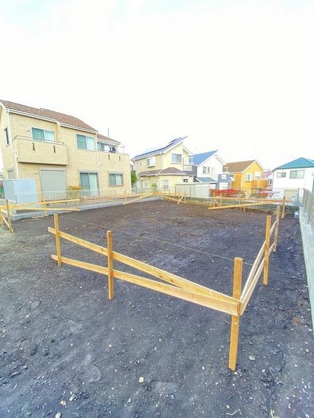 藤沢市高倉　新築戸建　全２棟　１号棟