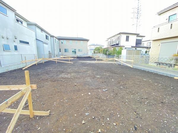 藤沢市高倉　新築戸建　全２棟　１号棟