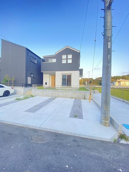 藤沢市石川　新築戸建　全３棟　2号棟