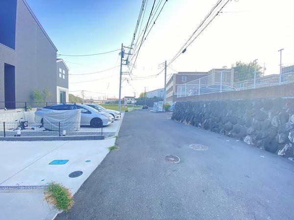 藤沢市石川　新築戸建　全３棟　2号棟