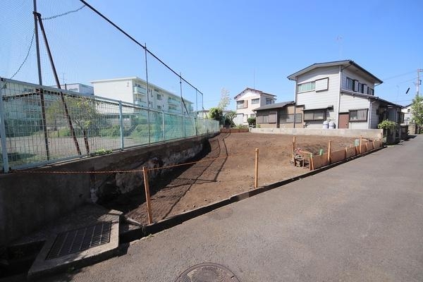 座間市相武台2丁目　建築条件なし売地