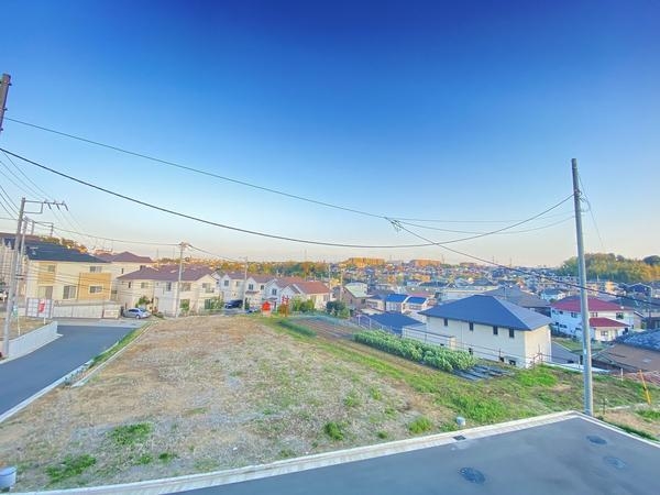 横浜市泉区岡津町　新築戸建　全3棟　B号棟