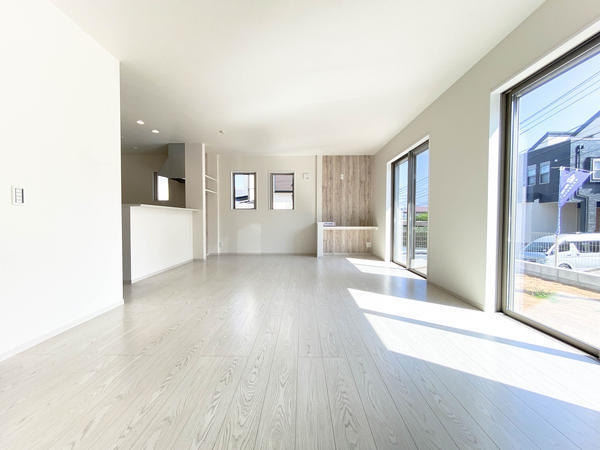 綾瀬市綾西5丁目　新築戸建
