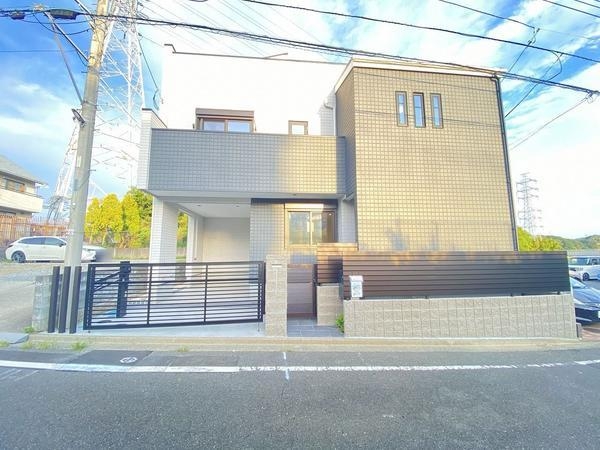 藤沢市石川2丁目　新築戸建