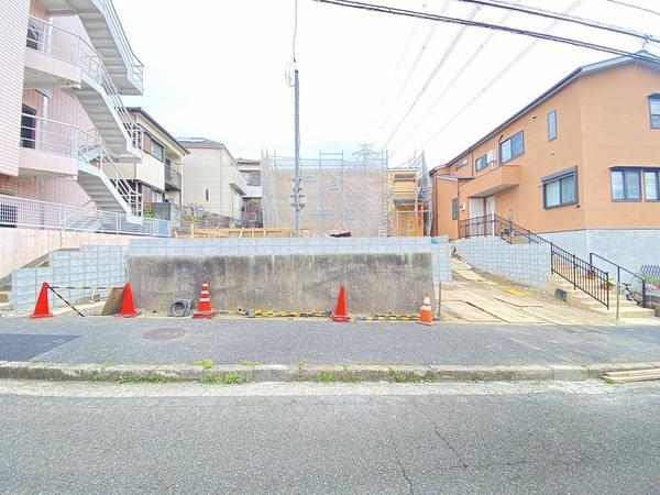 横浜市戸塚区名瀬町　新築戸建　全２棟　１号棟