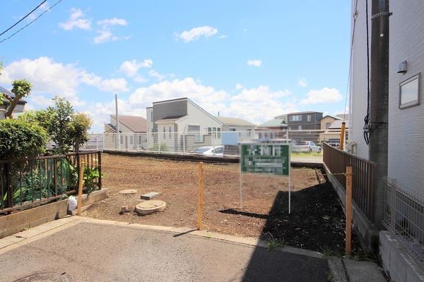 綾瀬市寺尾本町１丁目の土地