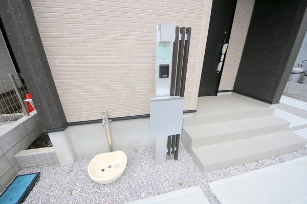 相模原市南区麻溝台8丁目3期　新築分譲住宅　2号棟