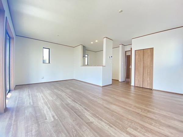 藤沢市打戻　新築戸建　全３棟　３号棟