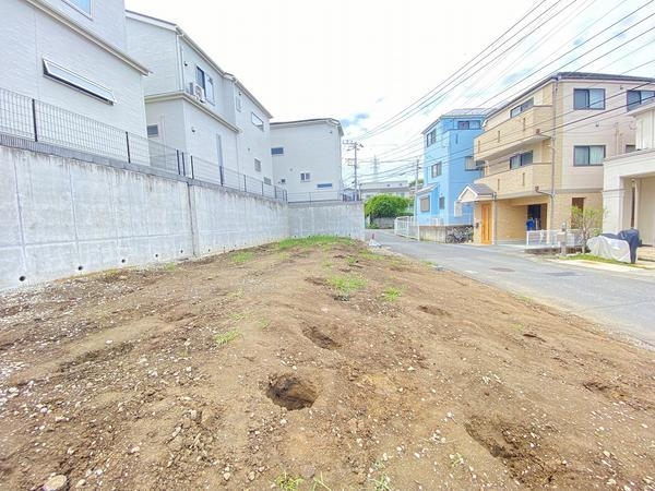横浜市戸塚区上矢部町　新築戸建　全3棟　2号棟