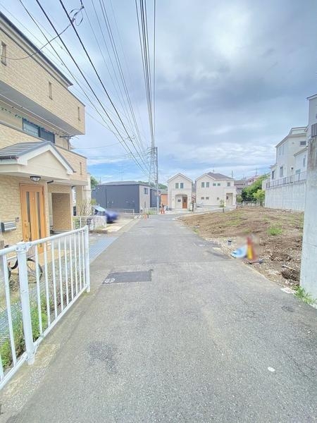 横浜市戸塚区上矢部町　新築戸建　全3棟　2号棟