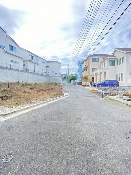 横浜市戸塚区上矢部町　新築戸建　全3棟　2号棟